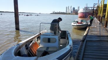 Desde temprano, las embarcaciones se vieron en el río.