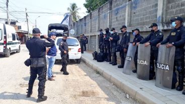 Los motines se recrudecen minuto a minuto en las cárceles bonaerenses.