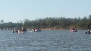 Las lanchas y botes volvieron a surcar el Paraná.