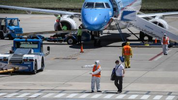 Así fue el regreso de los vuelos al aeropuerto de Rosario.