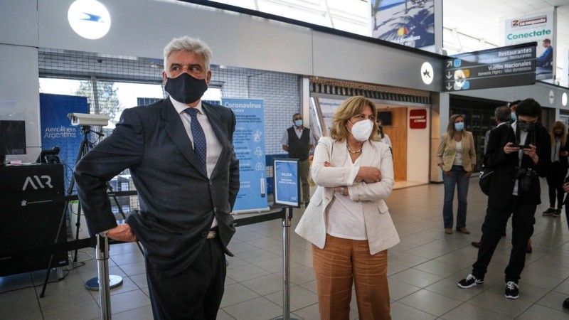 Así fue el regreso de los vuelos al aeropuerto de Rosario.