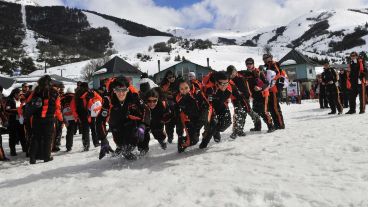 En todo el país hay cerca de 150 mil chicos a la espera de su viaje de egresados.