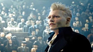 Depp interpretó a Grindelwald, el villano en la saga de "Animales Fantásticos"