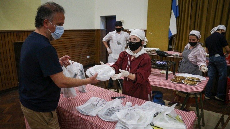 Así fue el primer día de Colectividades en pandemia.