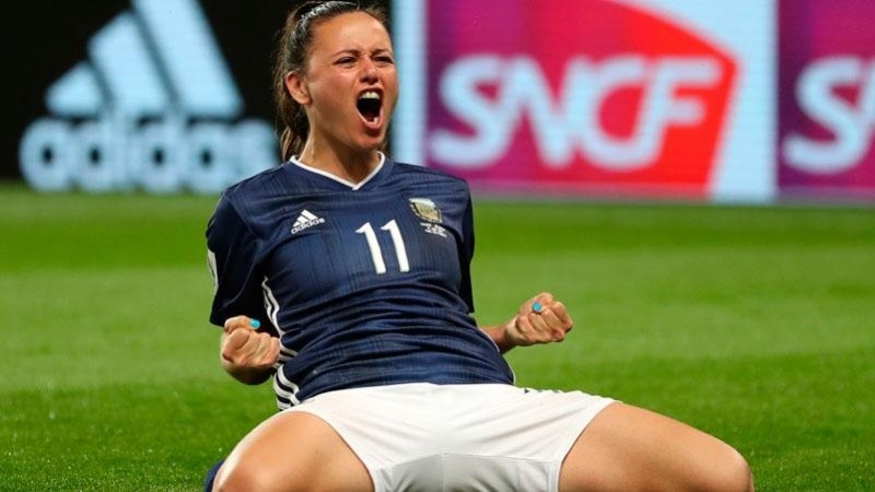 Florencia fue parte del plantel de la selección argentina que hizo historia en el Mundial de Francia 2019, e incluso anotó un gol 