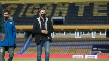 Pensando en lo que viene. Kily González no contará con Fernando Torrent.