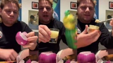 "Soy Covid positivo y voy a comer cosas desagradables para demostrar que no tengo gusto".