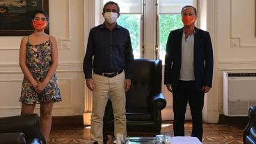 Javkin junto a los legisladores provinciales.