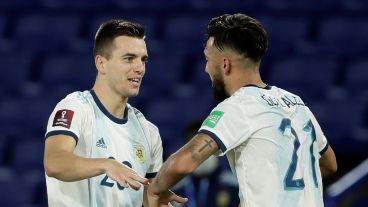 Gio jugó bien ante Paraguay y se ganó un lugar.