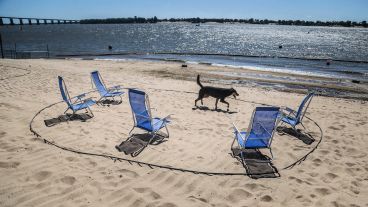 El fin de semana se abrirán las playas rosarinas, como prueba piloto.