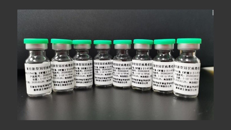 En China se habían autorizado las inoculaciones de estas vacunas aún no homologadas para los casos considerados urgentes. 