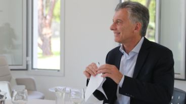 El ex presidente publicó una carta pidiendo el regreso a clases.