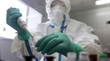 Actualmente 137.872 están transitando la enfermedad, 4.245 de ellas en unidades de terapia intensiva..