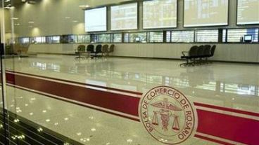 Díaz y Forti tiene 200 mil toneladas compradas en "soja noviembre" en e Matba-Rofex