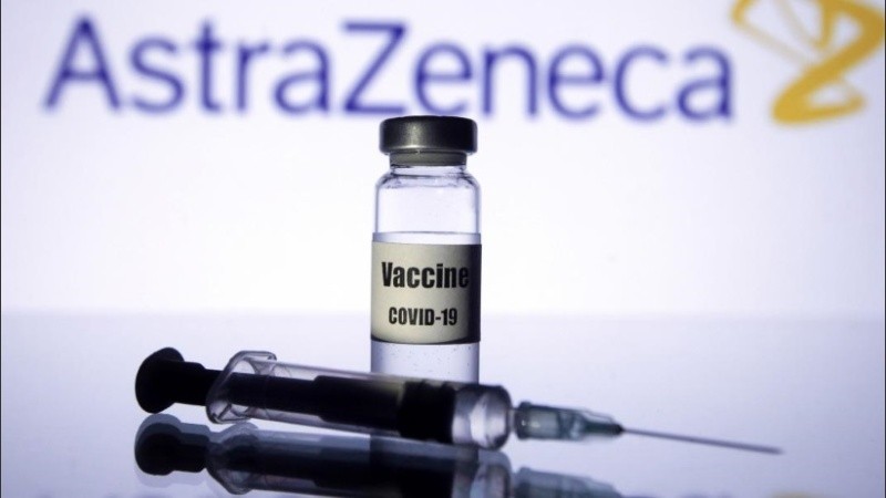 Los científicos revelaron que la vacuna tenía una eficacia general del 70% que podría alcanzar alrededor del 90%.