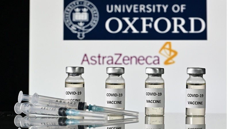 La vacuna de Oxford se aplicaría en dos dosis anuales.