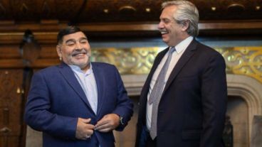 Diego Maradona y Alberto Fernández.