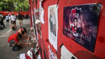 La despedida de los hinchas en el Coloso del Parque.