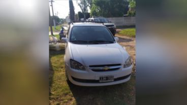 El vehículo secuestrado.