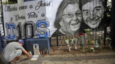 En La Plata, hinchas de Gimnasia despiden a su DT.