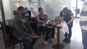 El procedimiento policial se hizo en la terminal de ómnibus.