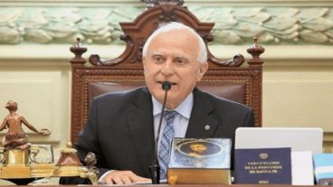 El dirigente socialista ingresó el lunes 19 de abril, por sus medios, a un efector de Salud privado.