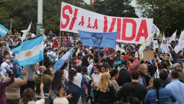 El acto en el Monumento contra el derecho al aborto legal.