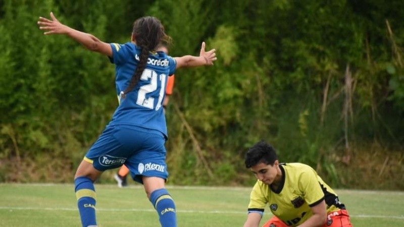 Por su parte, Independiente venció a El Porvenir por 3-0.