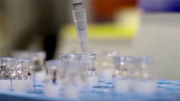 Moderna informó que no se observaron nuevos efectos secundarios graves.