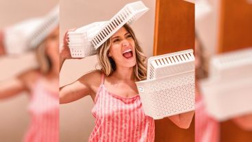 "Ustedes sigan poniéndole «te amo», mientras ella se amuebla la casa de arriba", se lee en uno de los comentarios críticos