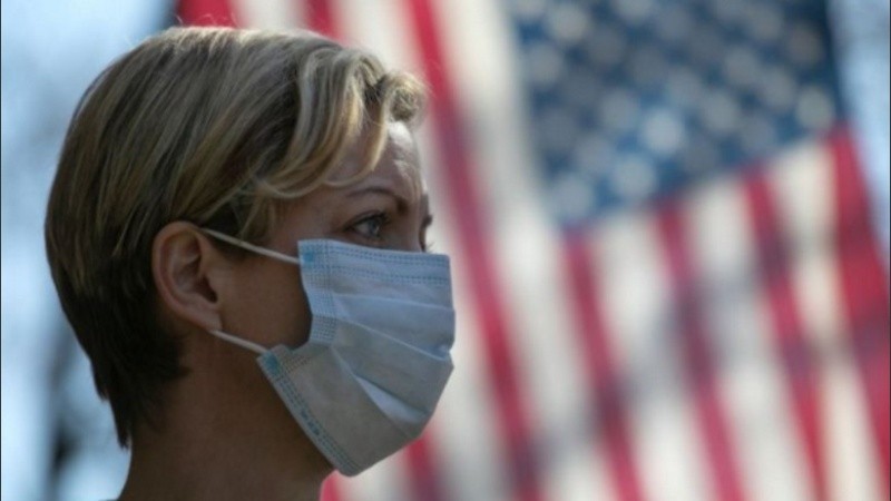  Estados Unidos atraviesa su tercer y peor pico de coronavirus.