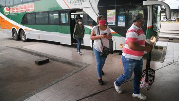 Volvieron los micros de media distancia y la actividad en la terminal.