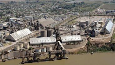 Díaz y Forti opera las plantas de Vicentin de San Lorenzo. Y no oculta su intención de comprarlas