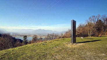 Por el momento, no se sabe quién instaló el monumento.