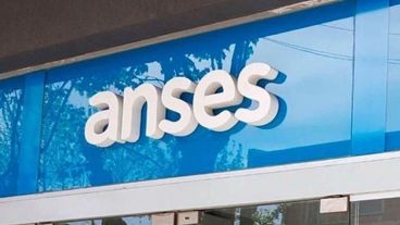 La Administración Nacional de la Seguridad Social (ANSES) oficializó este lunes el aumento de 12,28%.