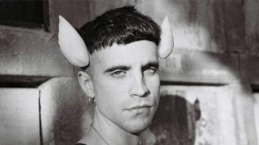 Le permite percibir, entre la piel y el hueso, vibraciones de sonido, la humedad, la presión y la temperatura.