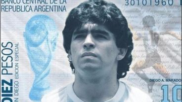 Maradona hecho billete. La figura de Diego podría incrementar las arcas del Estado.