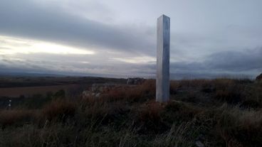 Hasta la fecha aparecieron, repartidos por todo el mundo, otros cinco monolitos.