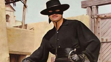 "El Zorro" se emitió originalmente en blanco y negro entre 1957 y 1959, luego remasterizada y coloreada.