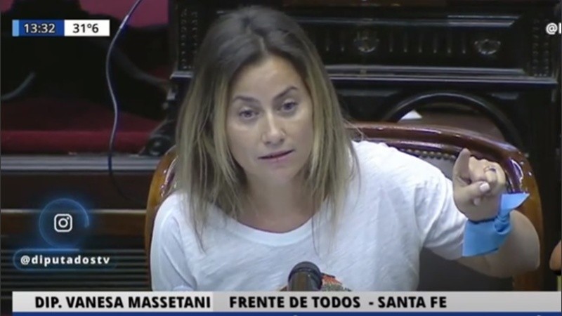 La santafesina Massetani durante su discurso contra el aborto legal.