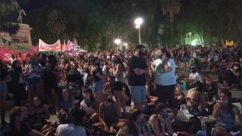 Después del pañuelazo comenzó la espera.