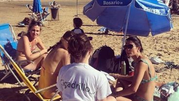 En enero de este año, por una iniciativa de jóvenes se instalaron recipientes para juntar las colillas de cigarrillos en La Florida.