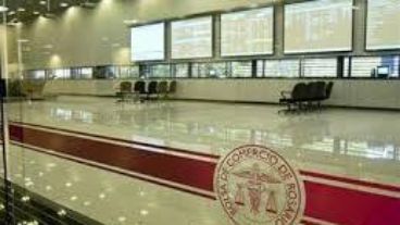 Con estrictos protocolos sanitarios, se reabrió esta semana el recinto de operaciones de la Bolsa de Comercio de Rosario