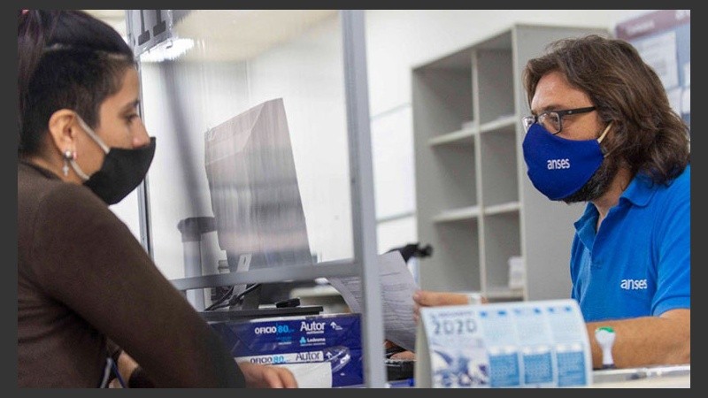 Sin atención en la administración pública el próximo jueves. 