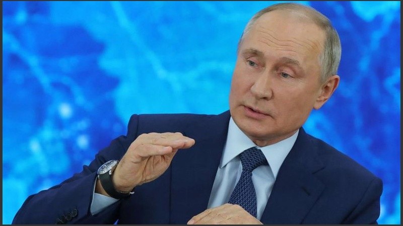 Aseguran que la vacuna rusa servirá para mayores de 60 años y que fueron tergiversadas la traducción de lo que dijo Putin.