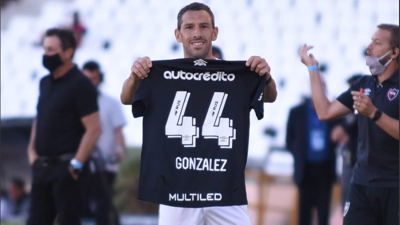 La Fiera le dedicó su gol a Panchito González que está lesionado.