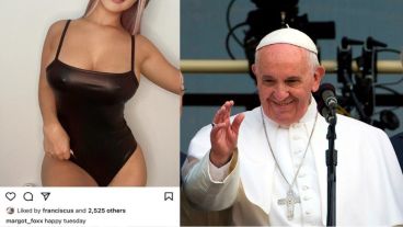 Es la segunda vez que una modelo recibe un "like" desde la cuenta oficial del papa.