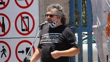 “Las aceiteras provocaron la huelga para presionar al gobierno y generar una devaluación”, dijo Daniel Yofra, de la Federación Aceitera