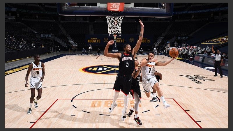 Facu Campazzo anotó sus cuatro puntos desde la línea de libres. 