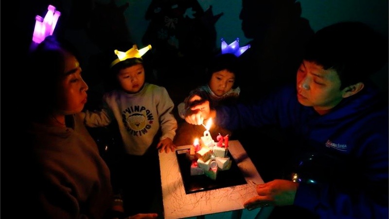 Festejos en familia en Seúl, Corea del Sur.